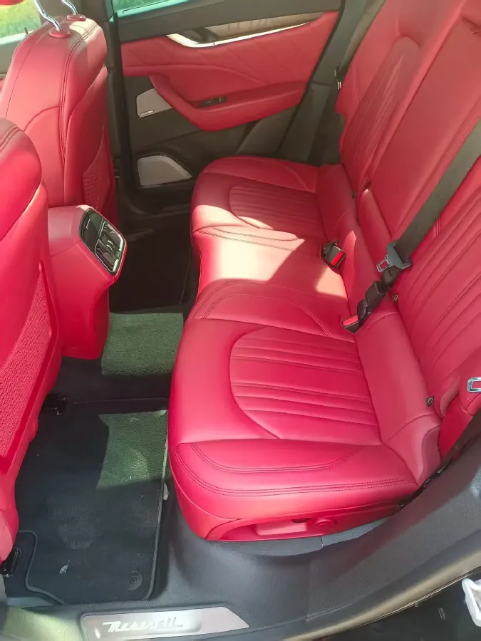 2021 Audi A8 3.0T 340HP V6 8AT,autocango,china used car exporter,china ev exporter,chinese used car exporter,chinese used ev exporter