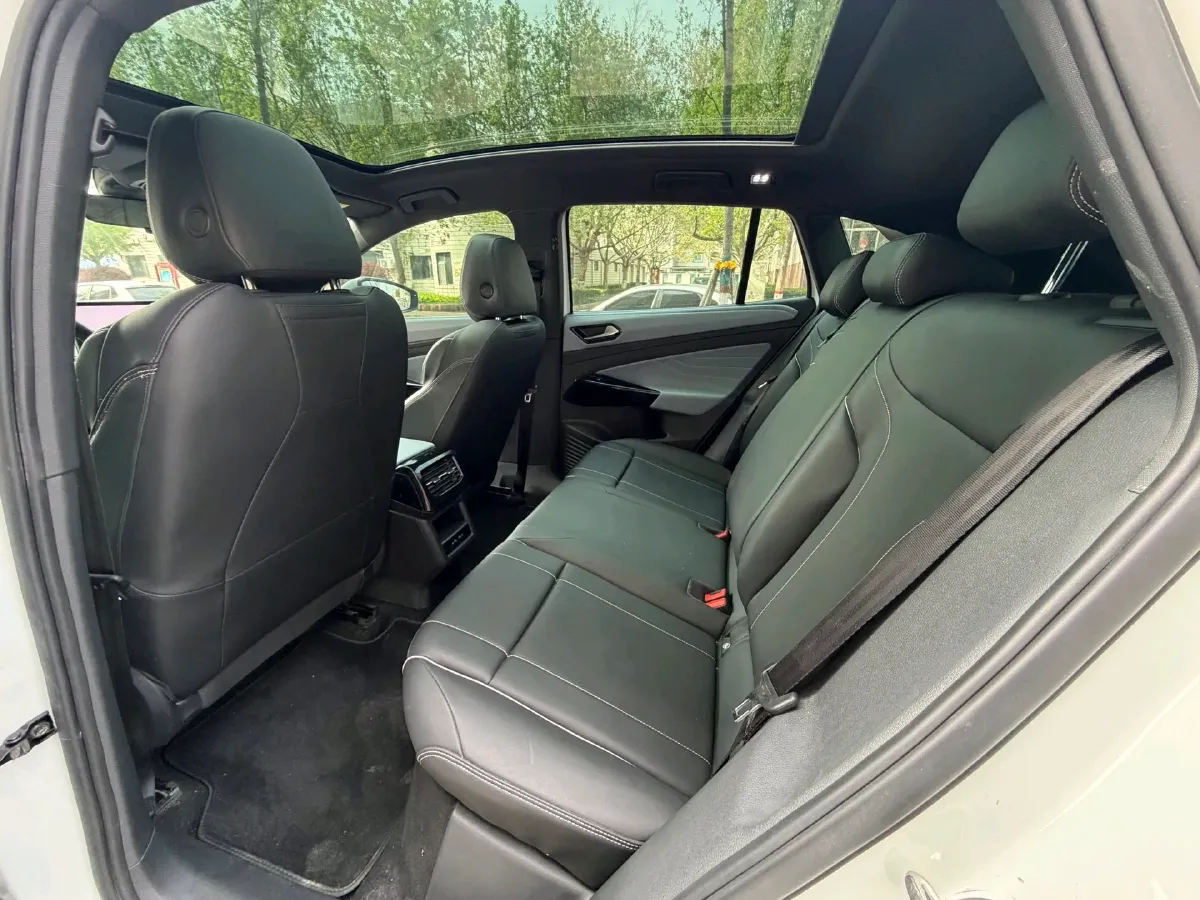 2024 Volkswagen ID.4 X BEV 52.8KWH,autocango,china used car exporter,china ev exporter,chinese used car exporter,chinese used ev exporter