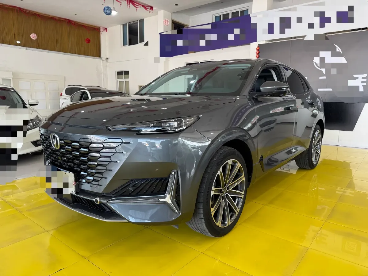 2021 ChangAn UNI-K 2.0T 233HP L4 8AT,autocango,china used car exporter,china ev exporter,chinese used car exporter,chinese used ev exporter