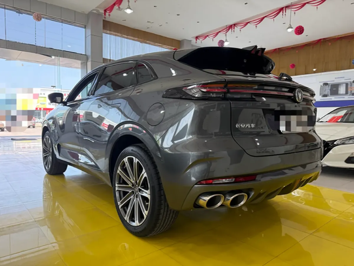 2021 ChangAn UNI-K 2.0T 233HP L4 8AT,autocango,china used car exporter,china ev exporter,chinese used car exporter,chinese used ev exporter