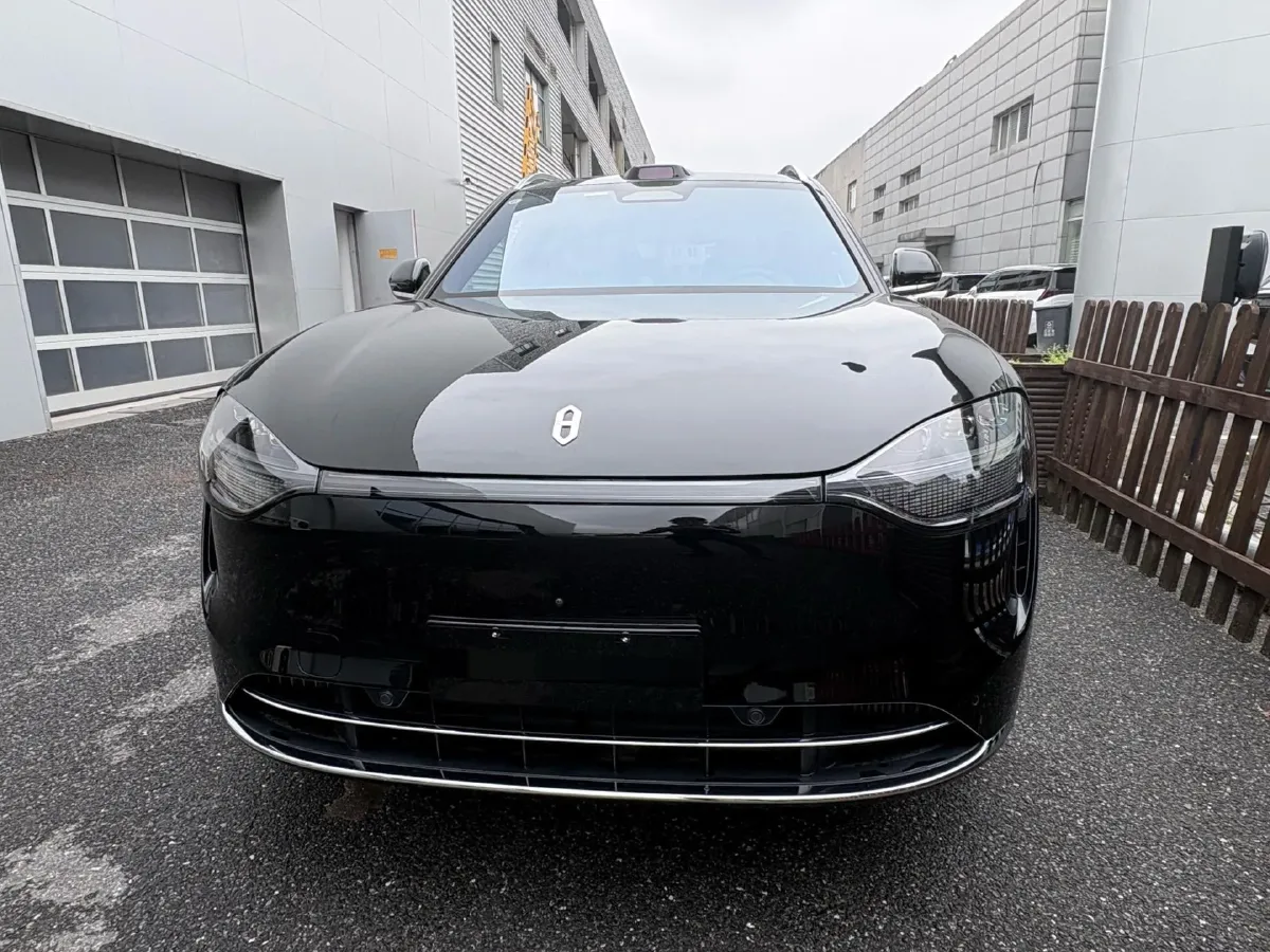 2024 AITO AITO M9 1.5T 152HP L4 REEV 42KWH,autocango,china used car exporter,china ev exporter,chinese used car exporter,chinese used ev exporter