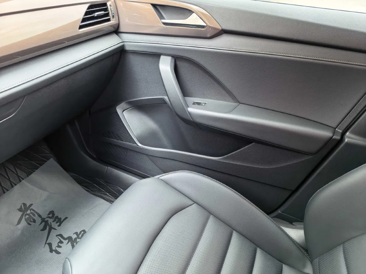 2021 Volkswagen Tharu 1.4T 150HP L4 7DCT,autocango,china used car exporter,china ev exporter,chinese used car exporter,chinese used ev exporter