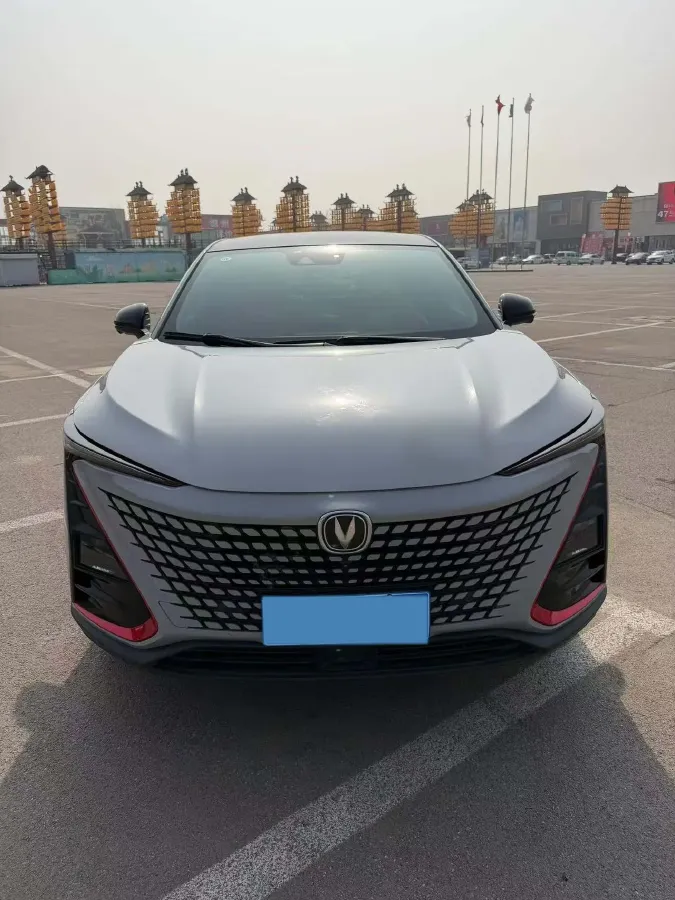 2020 ChangAn UNI-T 1.5T 180HP L4 7DCT,autocango,china used car exporter,china ev exporter,chinese used car exporter,chinese used ev exporter