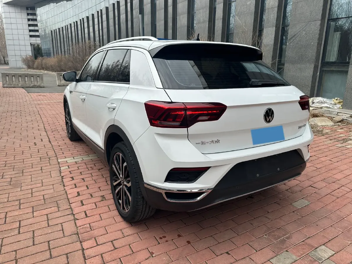 2021 Volkswagen T-Roc 1.4T 150HP L4 7DCT,autocango,china used car exporter,china ev exporter,chinese used car exporter,chinese used ev exporter