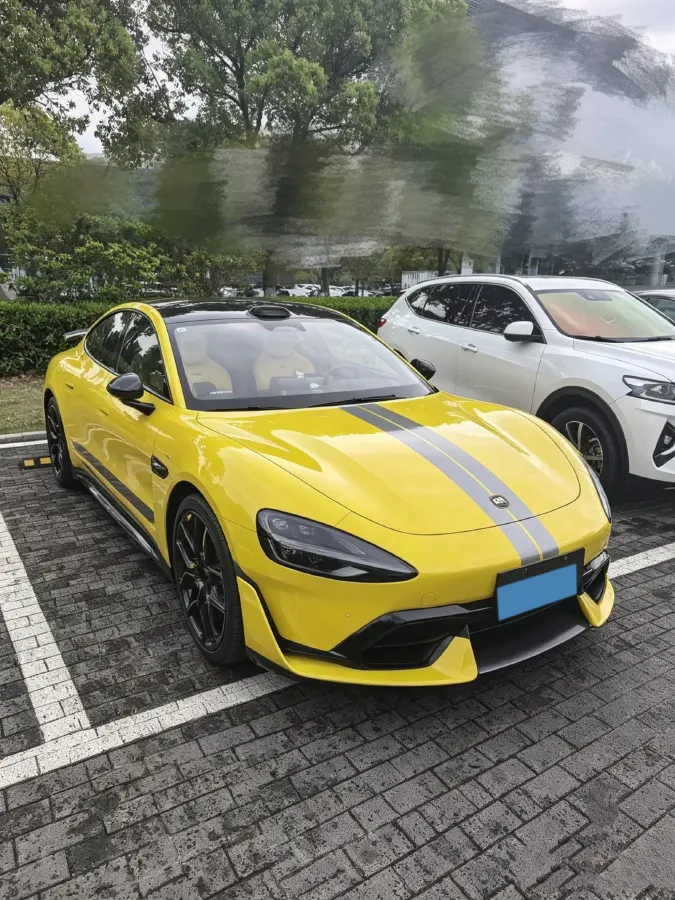 2025 MI SU7 Ultra BEV 93.7KWH,autocango,china used car exporter,china ev exporter,chinese used car exporter,chinese used ev exporter