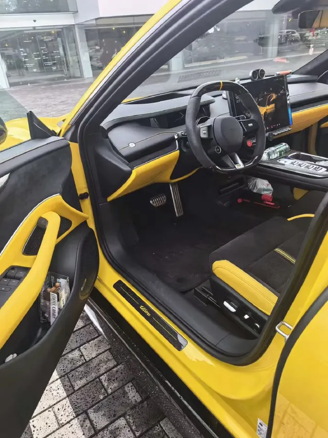 2025 MI SU7 Ultra BEV 93.7KWH,autocango,china used car exporter,china ev exporter,chinese used car exporter,chinese used ev exporter