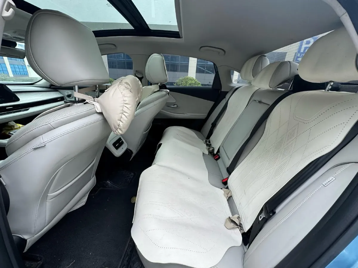 2024 Fulwin FulwinA8 1.5T 156HP L4 1DHT PHEV 18.3KWH,autocango,china used car exporter,china ev exporter,chinese used car exporter,chinese used ev exporter