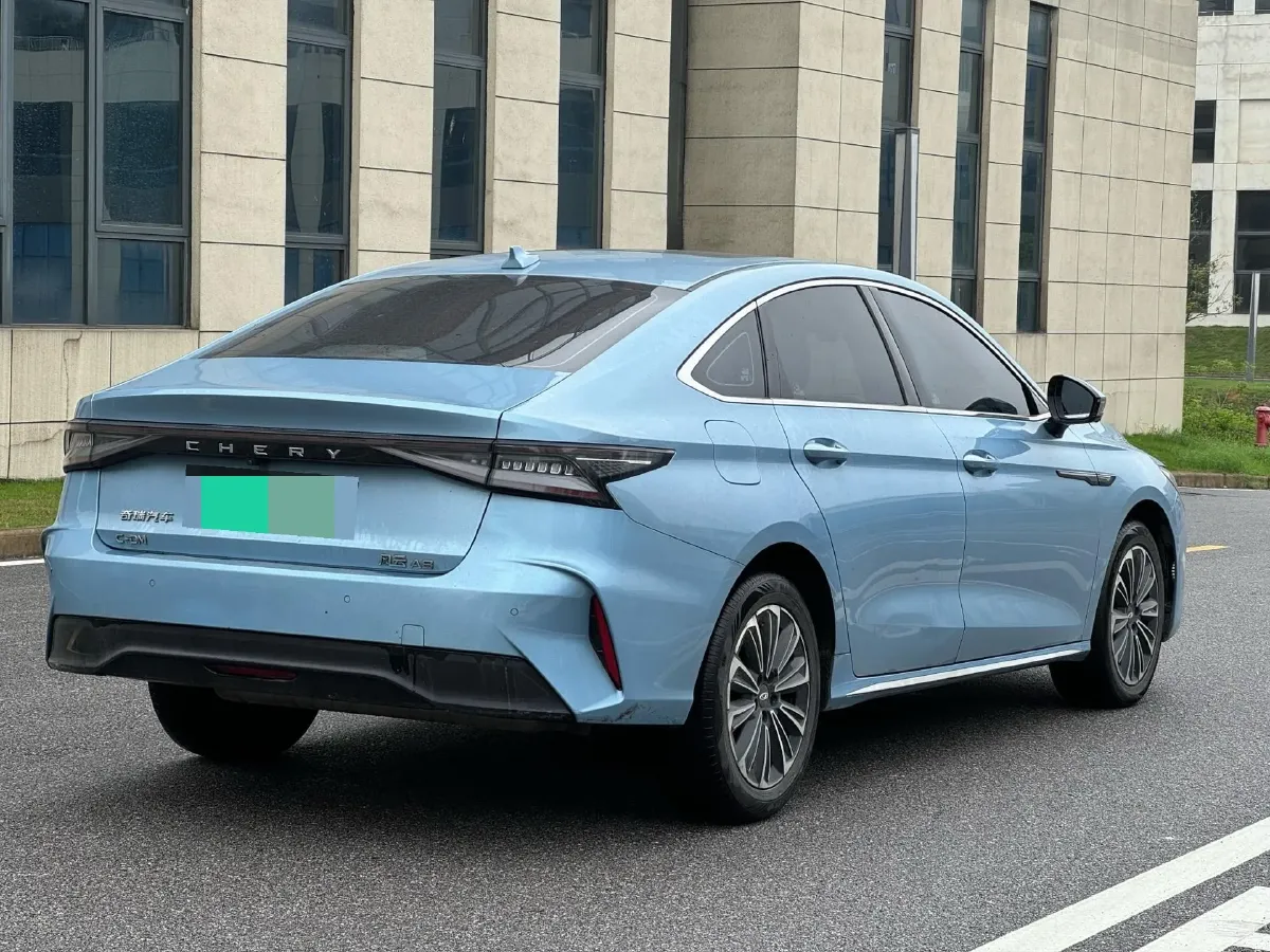 2024 Fulwin FulwinA8 1.5T 156HP L4 1DHT PHEV 18.3KWH,autocango,china used car exporter,china ev exporter,chinese used car exporter,chinese used ev exporter