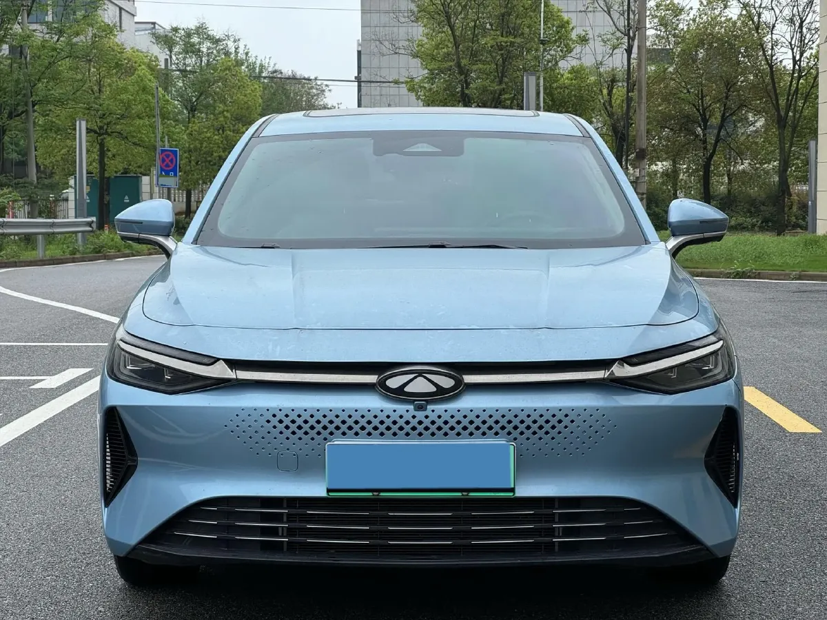 2024 Fulwin FulwinA8 1.5T 156HP L4 1DHT PHEV 18.3KWH,autocango,china used car exporter,china ev exporter,chinese used car exporter,chinese used ev exporter