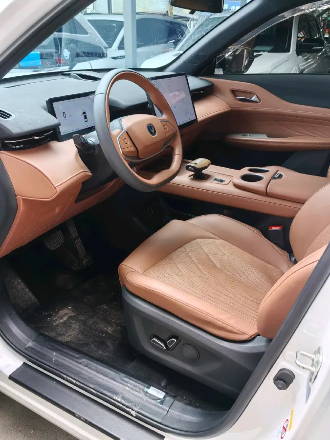 2024 ChangAn UNI-Z 1.5L 98HP L4 E-CVT PHEV 18.4KWH,autocango,china used car exporter,china ev exporter,chinese used car exporter,chinese used ev exporter