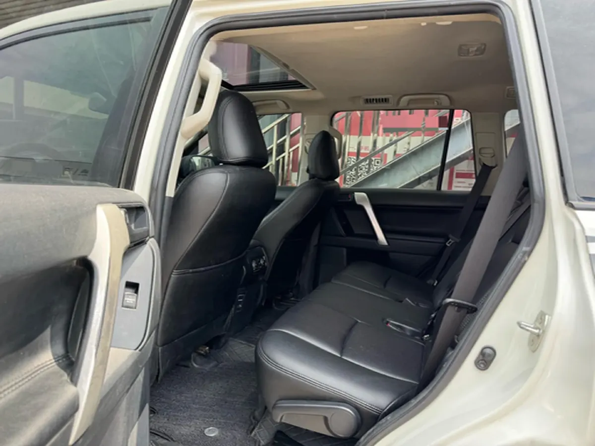 2019 Toyota Land Cruiser Prado 3.5L 280HP V6 6AT,autocango,china used car exporter,china ev exporter,chinese used car exporter,chinese used ev exporter