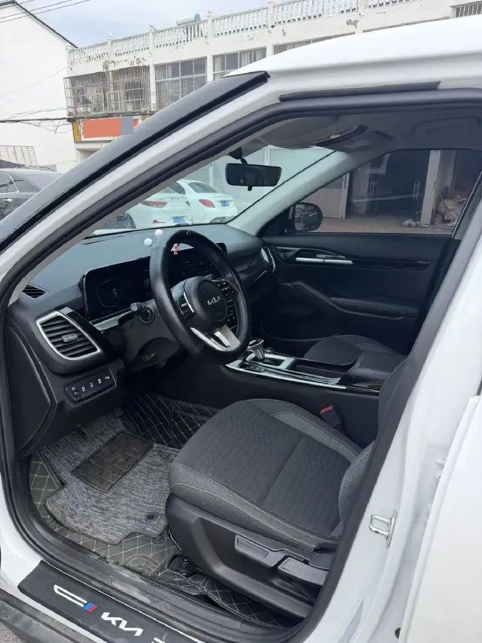 2023 Kia Seltos 1.5L 115HP L4 CVT,autocango,china used car exporter,china ev exporter,chinese used car exporter,chinese used ev exporter