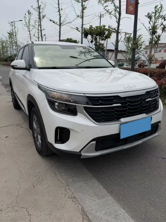2023 Kia Seltos 1.5L 115HP L4 CVT,autocango,china used car exporter,china ev exporter,chinese used car exporter,chinese used ev exporter