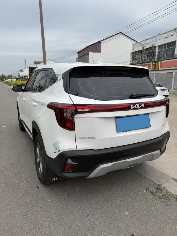 2023 Kia Seltos 1.5L 115HP L4 CVT,autocango,china used car exporter,china ev exporter,chinese used car exporter,chinese used ev exporter