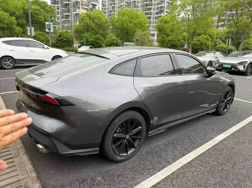 2022 ChangAn UNI-V 1.5T 188HP L4 7DCT,autocango,china used car exporter,china ev exporter,chinese used car exporter,chinese used ev exporter