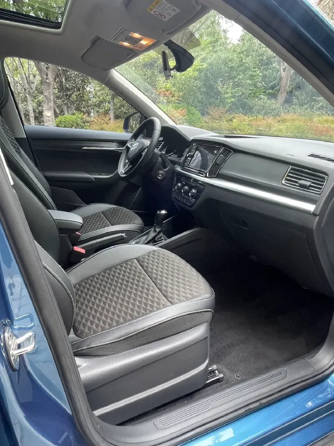 2018 Skoda Rapid Spaceback 1.4T 131HP L4 7DCT,autocango,china used car exporter,china ev exporter,chinese used car exporter,chinese used ev exporter