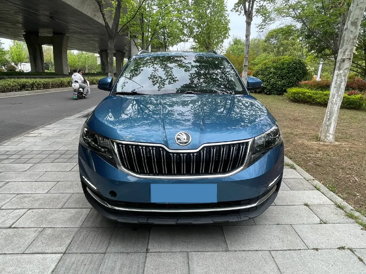 2018 Skoda Rapid Spaceback 1.4T 131HP L4 7DCT,autocango,china used car exporter,china ev exporter,chinese used car exporter,chinese used ev exporter
