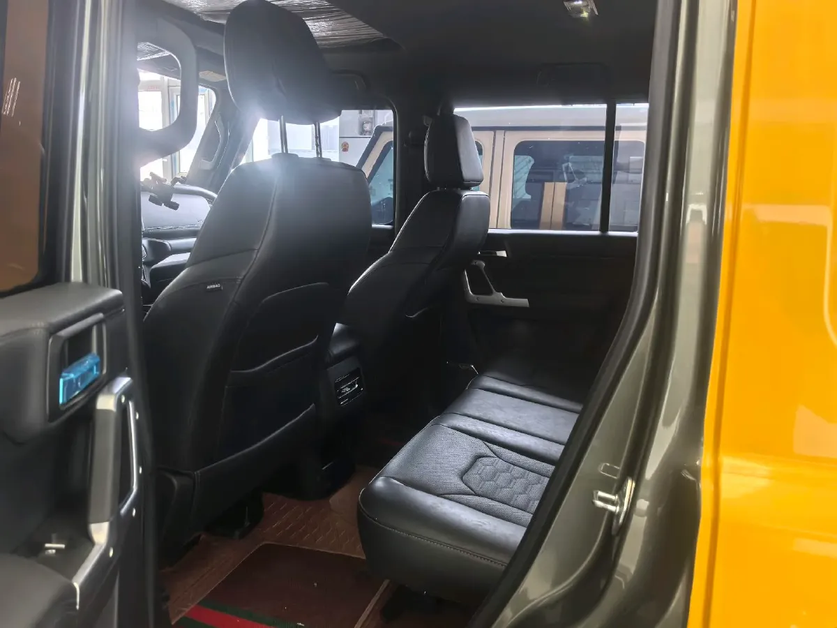 2024 212 212 T01 2.0T 252HP L4 8AT,autocango,china used car exporter,china ev exporter,chinese used car exporter,chinese used ev exporter