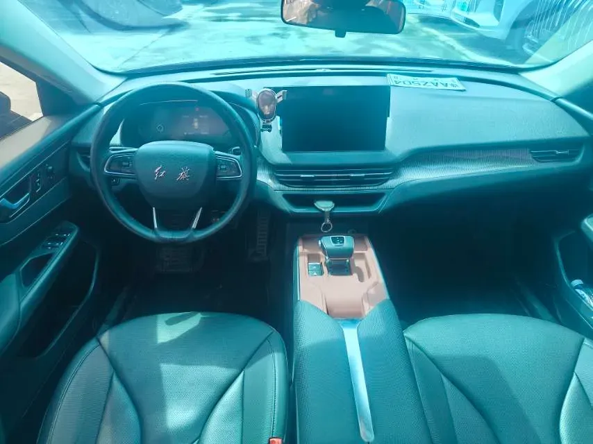 2023 HongQi E-QM5 BEV 54KWH,autocango,china used car exporter,china ev exporter,chinese used car exporter,chinese used ev exporter