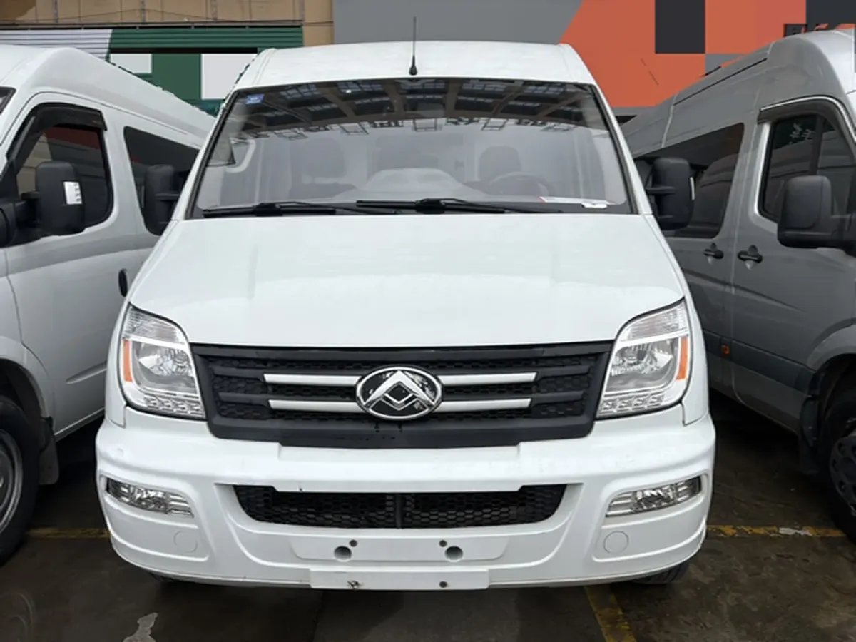 2021 MAXUS XinTu V80 2.0T 127HP L4 6MT,autocango,china used car exporter,china ev exporter,chinese used car exporter,chinese used ev exporter