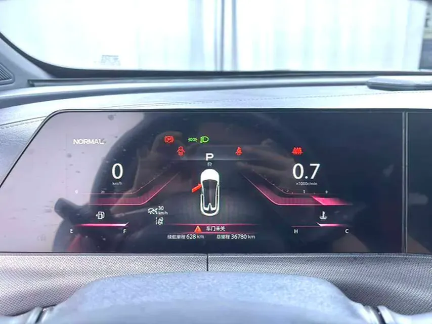 2020 ChangAn UNI-T 1.5T 180HP L4 7DCT,autocango,china used car exporter,china ev exporter,chinese used car exporter,chinese used ev exporter