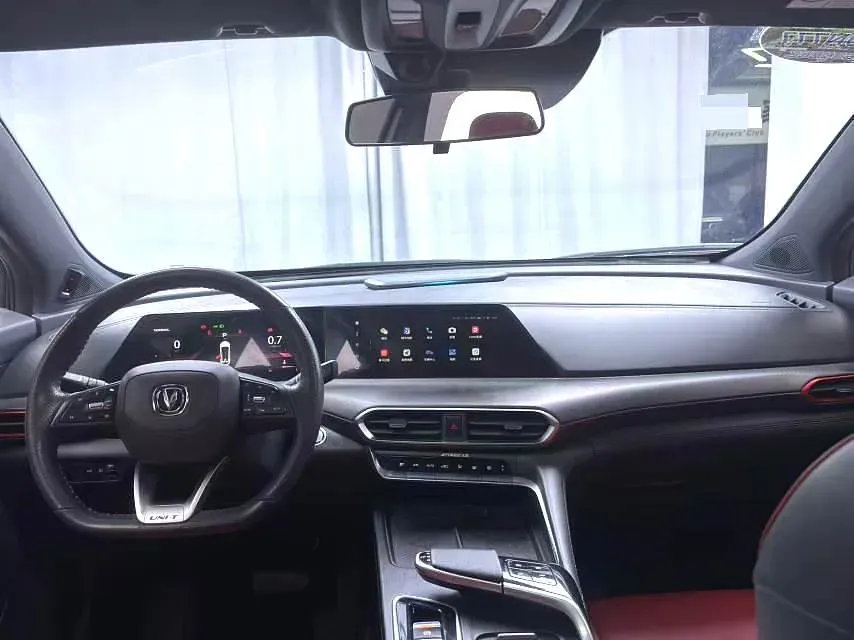 2020 ChangAn UNI-T 1.5T 180HP L4 7DCT,autocango,china used car exporter,china ev exporter,chinese used car exporter,chinese used ev exporter