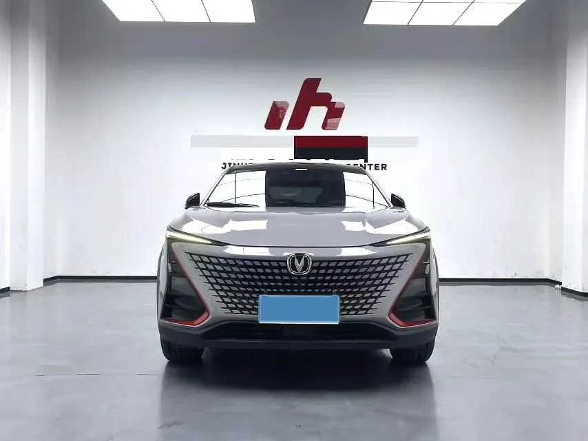 2020 ChangAn UNI-T 1.5T 180HP L4 7DCT,autocango,china used car exporter,china ev exporter,chinese used car exporter,chinese used ev exporter