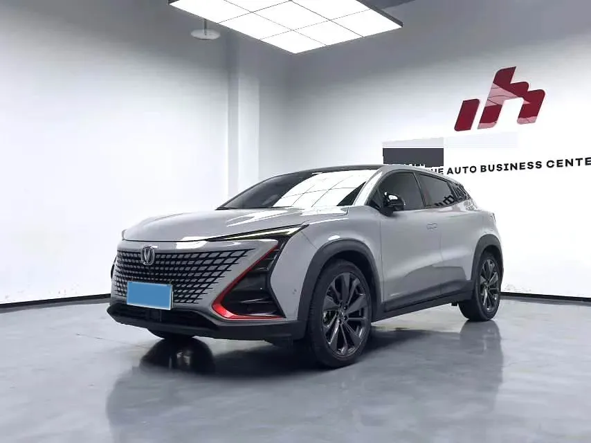 2020 ChangAn UNI-T 1.5T 180HP L4 7DCT,autocango,china used car exporter,china ev exporter,chinese used car exporter,chinese used ev exporter