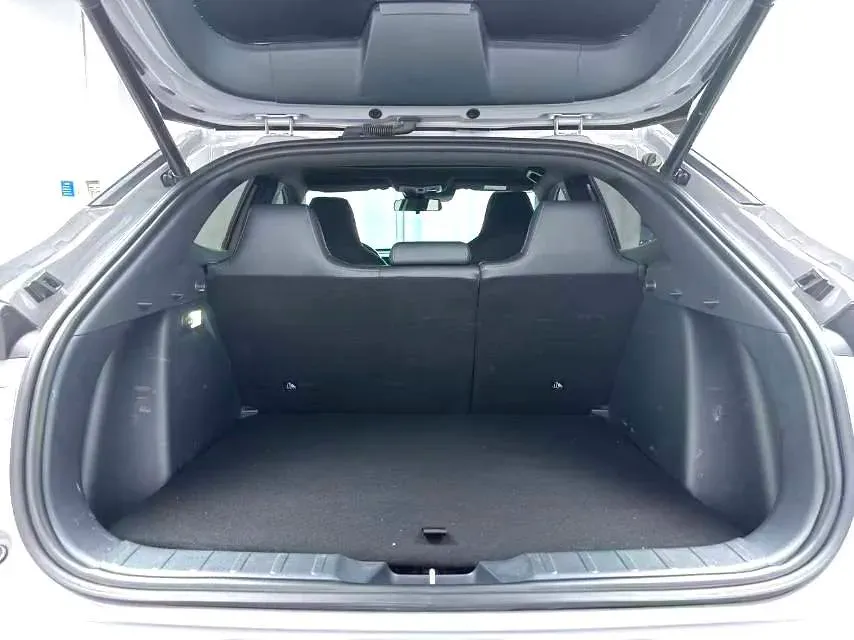 2020 ChangAn UNI-T 1.5T 180HP L4 7DCT,autocango,china used car exporter,china ev exporter,chinese used car exporter,chinese used ev exporter