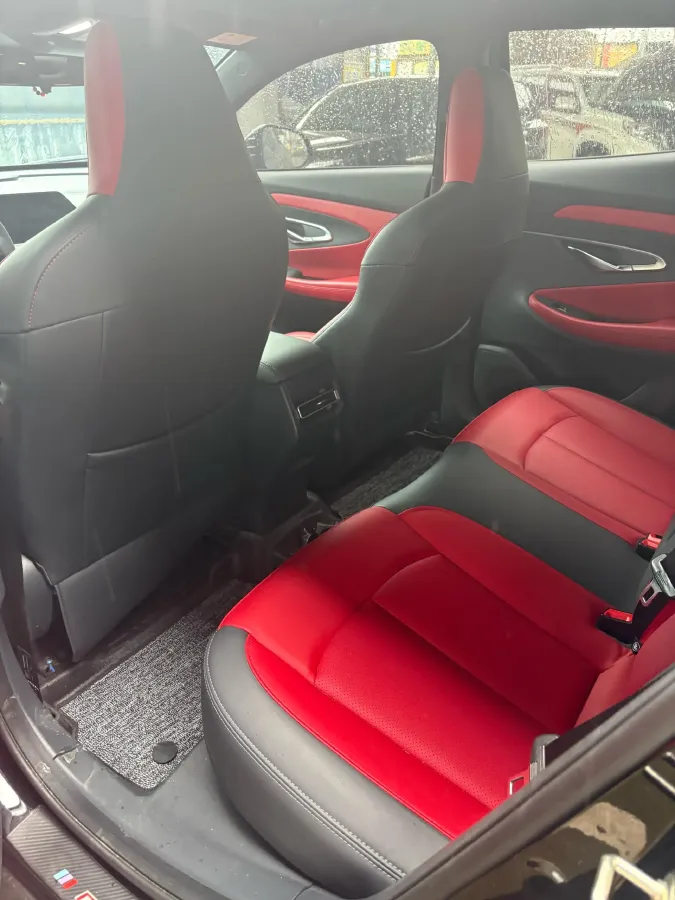 2021 ChangAn UNI-T 1.5T 180HP L4 7DCT,autocango,china used car exporter,china ev exporter,chinese used car exporter,chinese used ev exporter