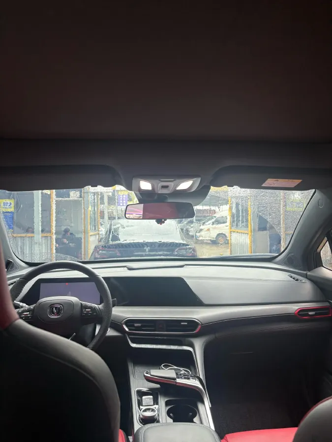 2021 ChangAn UNI-T 1.5T 180HP L4 7DCT,autocango,china used car exporter,china ev exporter,chinese used car exporter,chinese used ev exporter