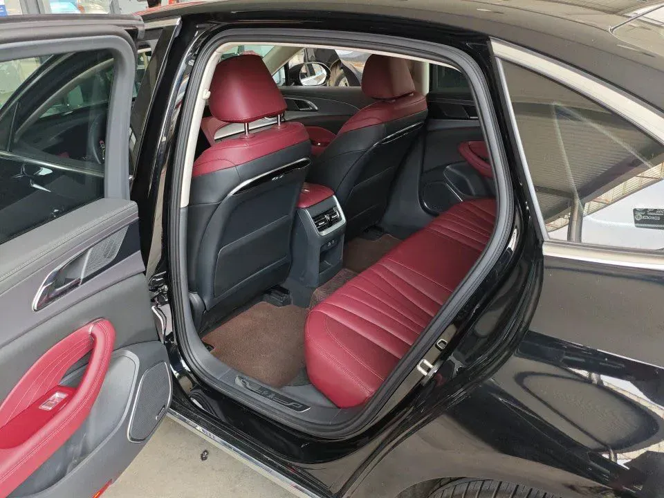 2025 HongQi H5 1.5T 169HP L4 1DHT Hybrid,autocango,china used car exporter,china ev exporter,chinese used car exporter,chinese used ev exporter