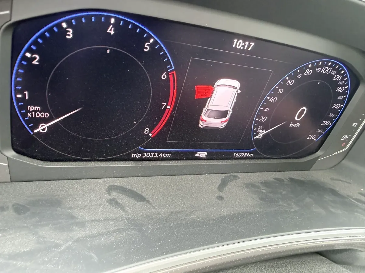 2023 Volkswagen T-Roc 1.5T 160HP L4 7DCT,autocango,china used car exporter,china ev exporter,chinese used car exporter,chinese used ev exporter