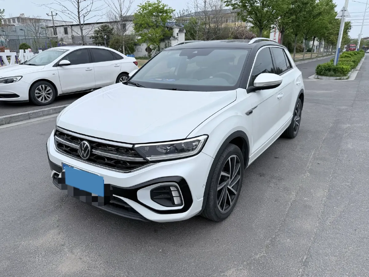 2023 Volkswagen T-Roc 1.5T 160HP L4 7DCT,autocango,china used car exporter,china ev exporter,chinese used car exporter,chinese used ev exporter