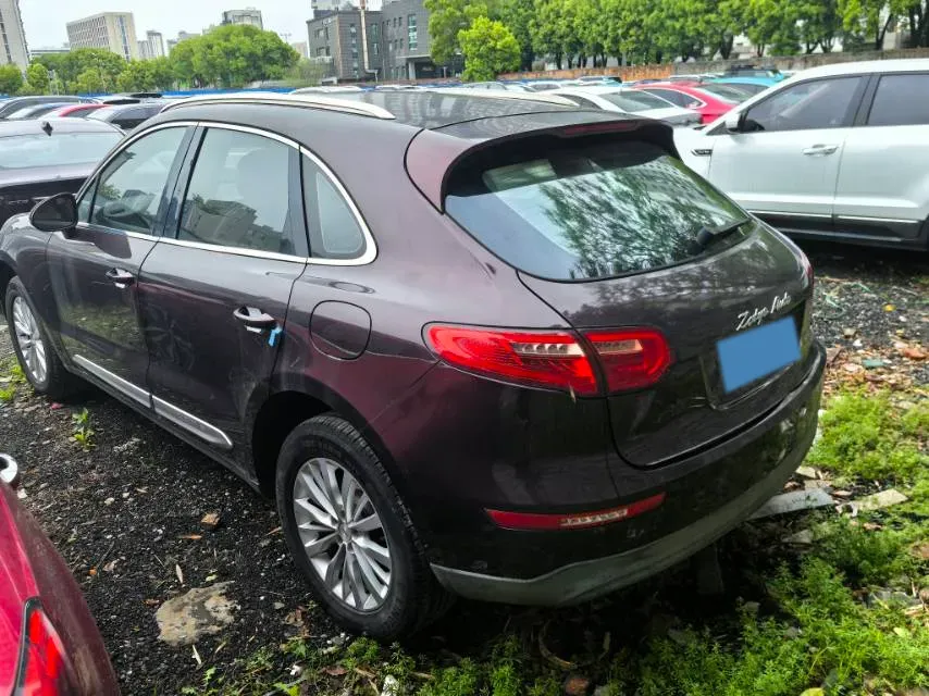 2017 Zotye SR9 2.0T 190HP L4 6DCT,autocango,china used car exporter,china ev exporter,chinese used car exporter,chinese used ev exporter