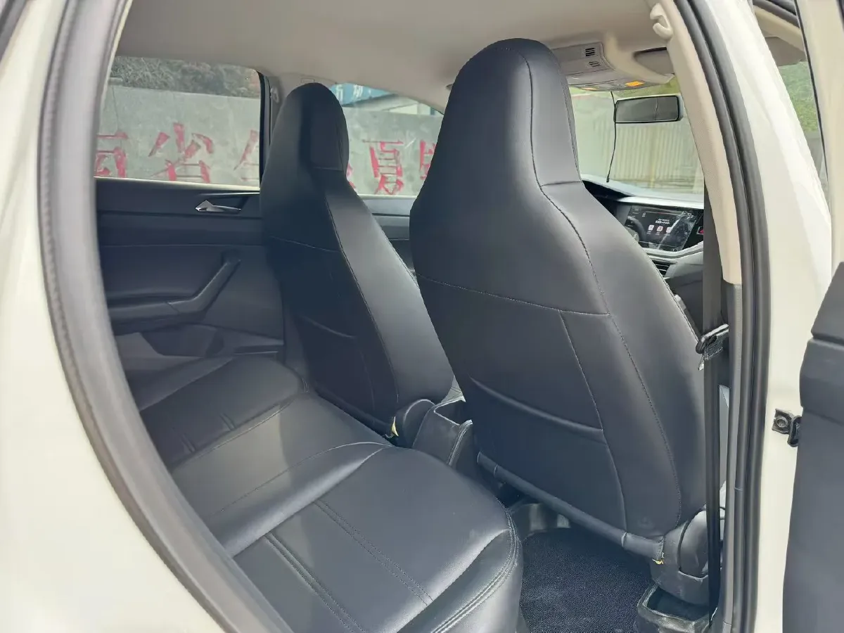 2021 Haval H6 1.5T 169HP L4 7DCT,autocango,china used car exporter,china ev exporter,chinese used car exporter,chinese used ev exporter