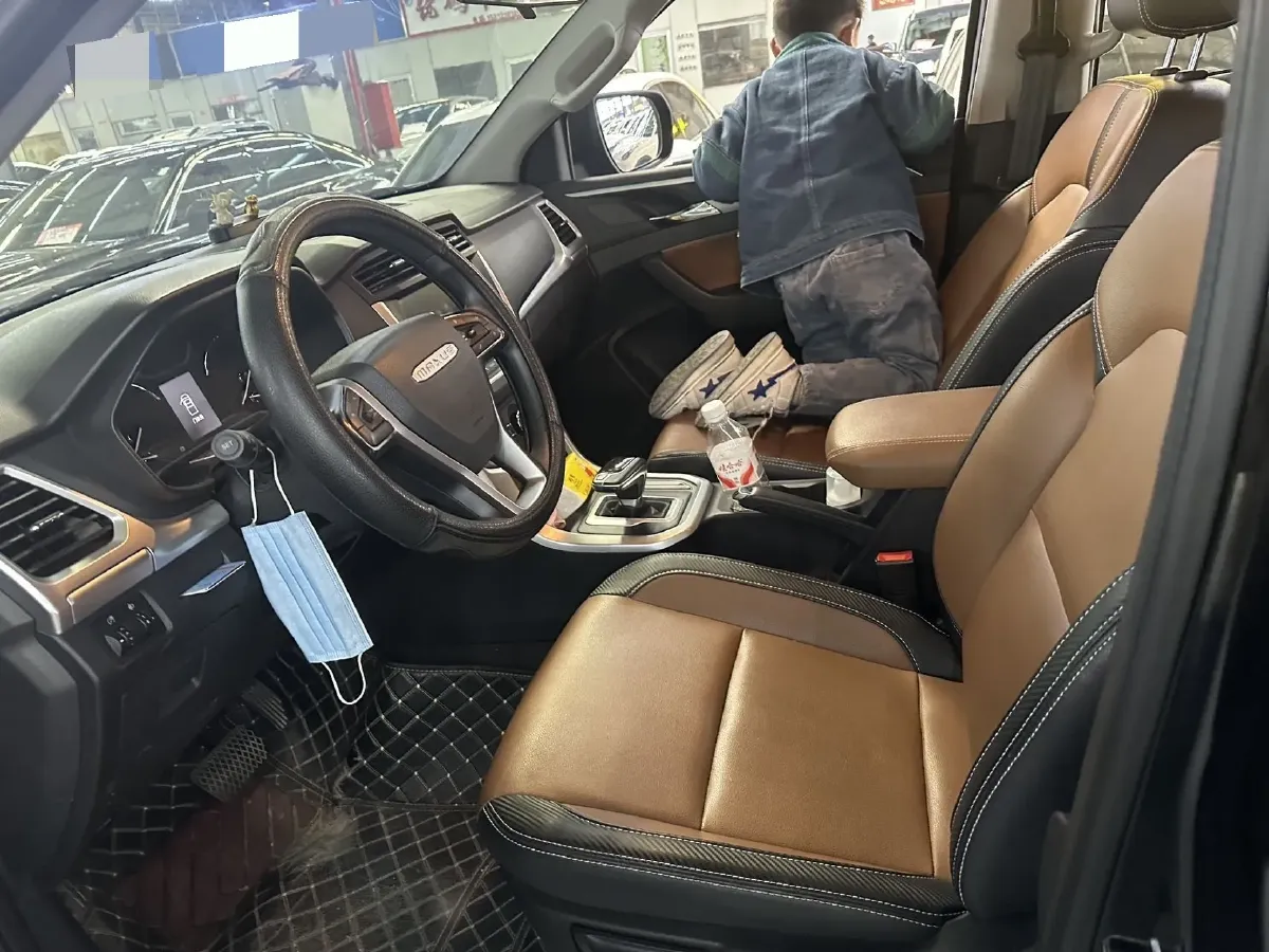 2020 MAXUS T70 2.0T 214HP L4 8AT,autocango,china used car exporter,china ev exporter,chinese used car exporter,chinese used ev exporter