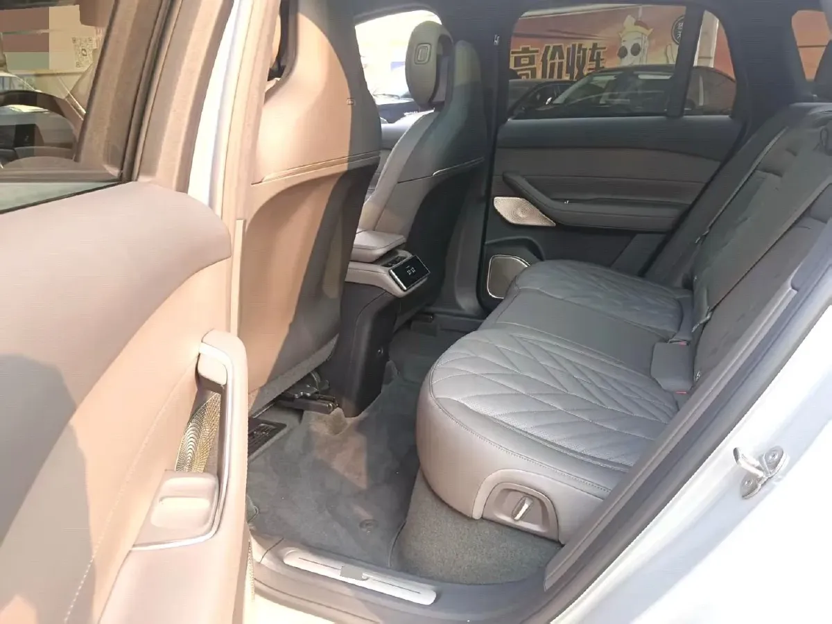 2025 Ford TransitT8 2.3T 174HP L4 8AT,autocango,china used car exporter,china ev exporter,chinese used car exporter,chinese used ev exporter