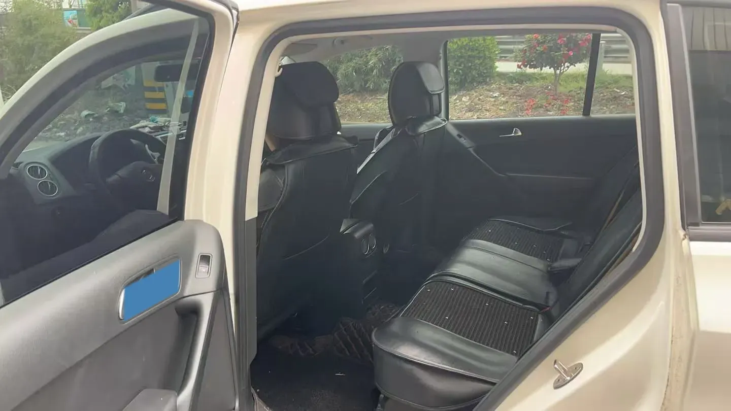 2017 MAXUS T60 2.0T 224HP L4 6AT,autocango,china used car exporter,china ev exporter,chinese used car exporter,chinese used ev exporter