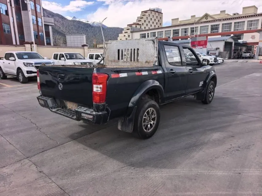 2018 Dongfeng RuiQi 2.4L 139HP L4 5MT,autocango,china used car exporter,china ev exporter,chinese used car exporter,chinese used ev exporter