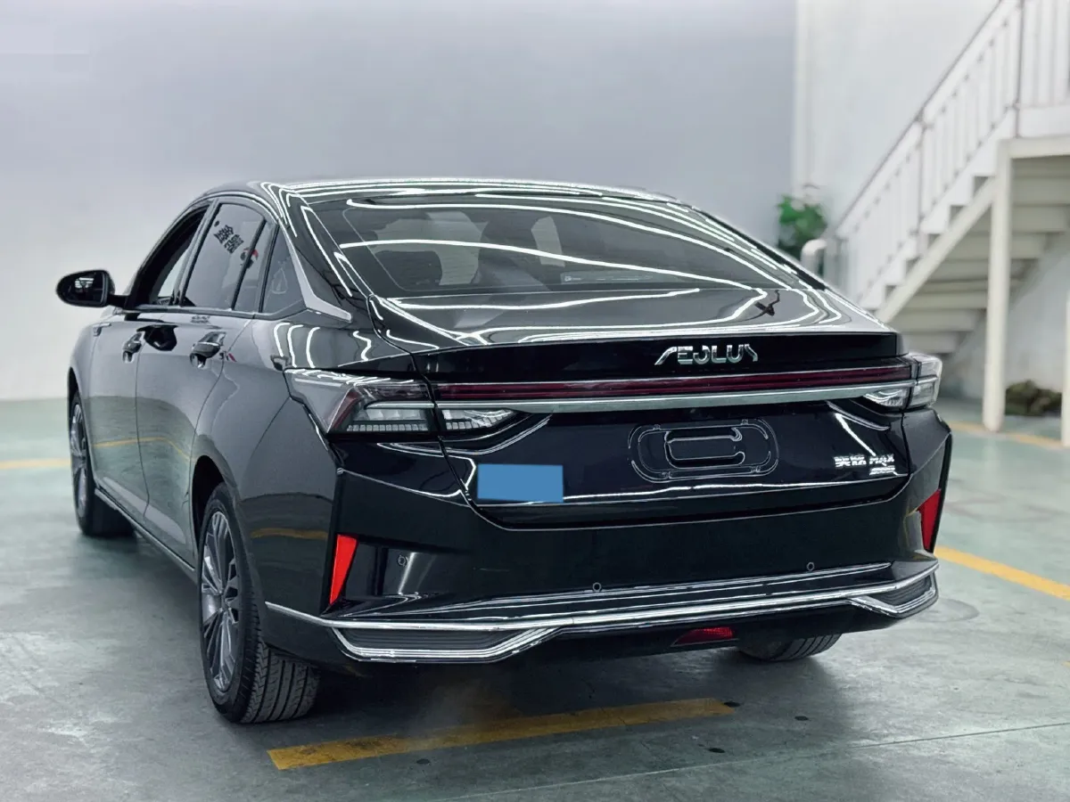 2023 DongFeng Aeolus YiXuan 1.5L 125HP L4 6DCT,autocango,china used car exporter,china ev exporter,chinese used car exporter,chinese used ev exporter