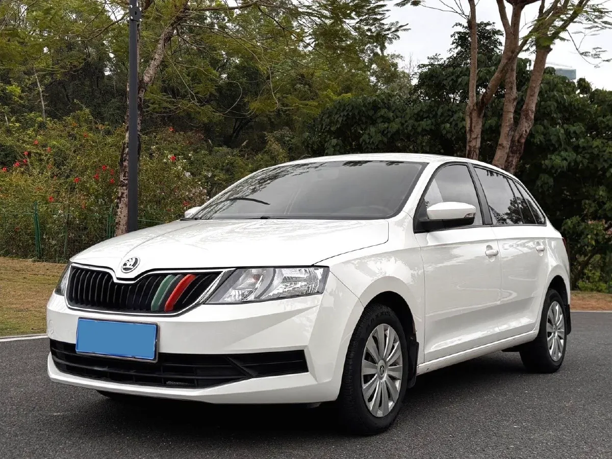 2019 Skoda Rapid Spaceback 1.5L 110HP L4 6AT,autocango,china used car exporter,china ev exporter,chinese used car exporter,chinese used ev exporter