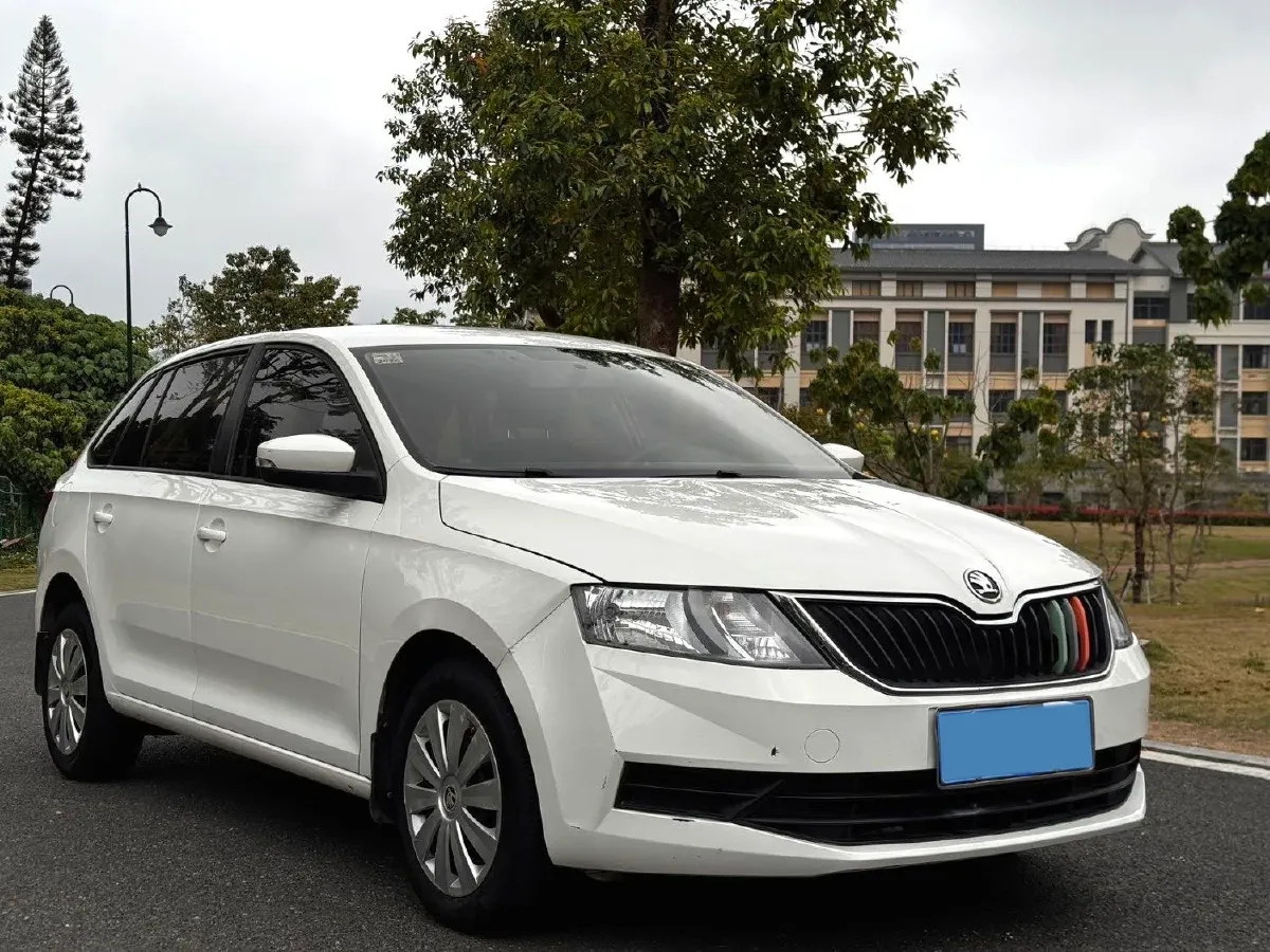 2019 Skoda Rapid Spaceback 1.5L 110HP L4 6AT,autocango,china used car exporter,china ev exporter,chinese used car exporter,chinese used ev exporter