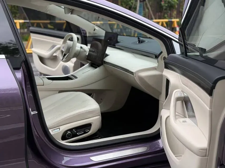 2025 Luxeed S7 BEV 100KWH,autocango,china used car exporter,china ev exporter,chinese used car exporter,chinese used ev exporter