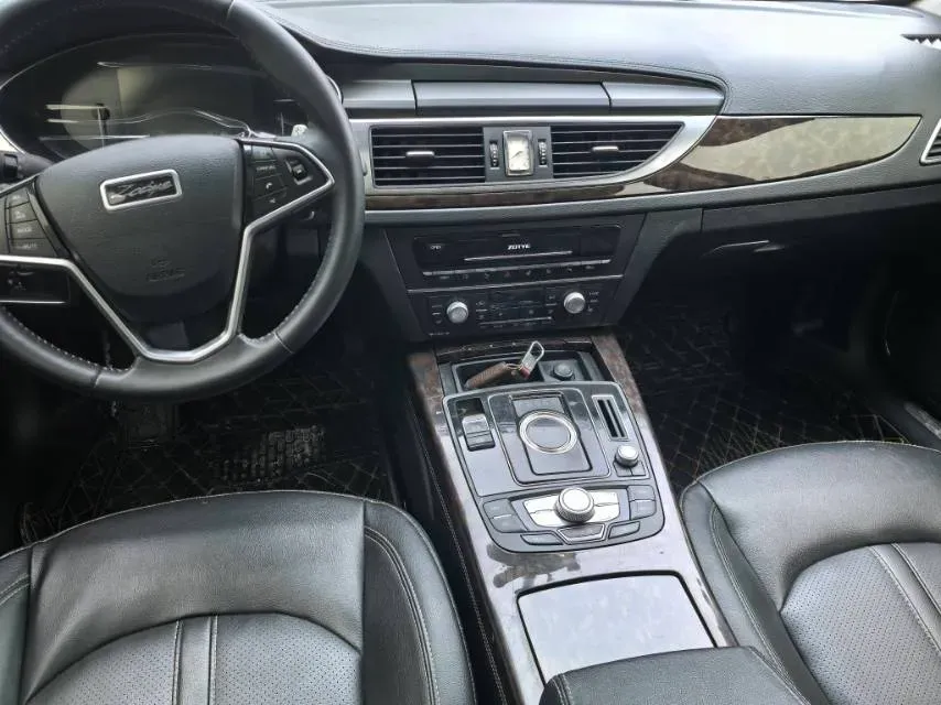 2018 Zotye Z700 1.8T 177HP L4 6DCT,autocango,china used car exporter,china ev exporter,chinese used car exporter,chinese used ev exporter