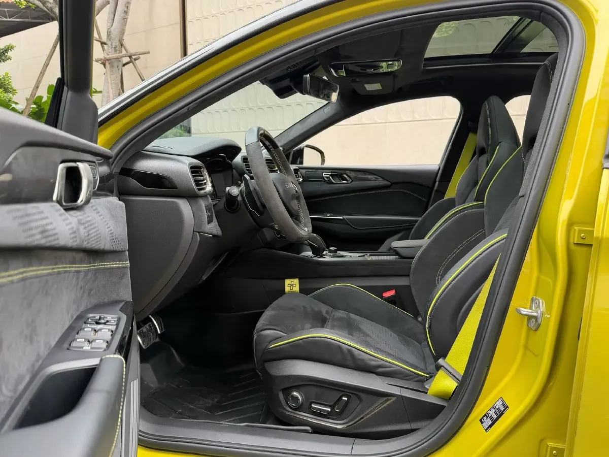 2022 LYNK&CO 03 2.0T 254HP L4 8AT,autocango,china used car exporter,china ev exporter,chinese used car exporter,chinese used ev exporter