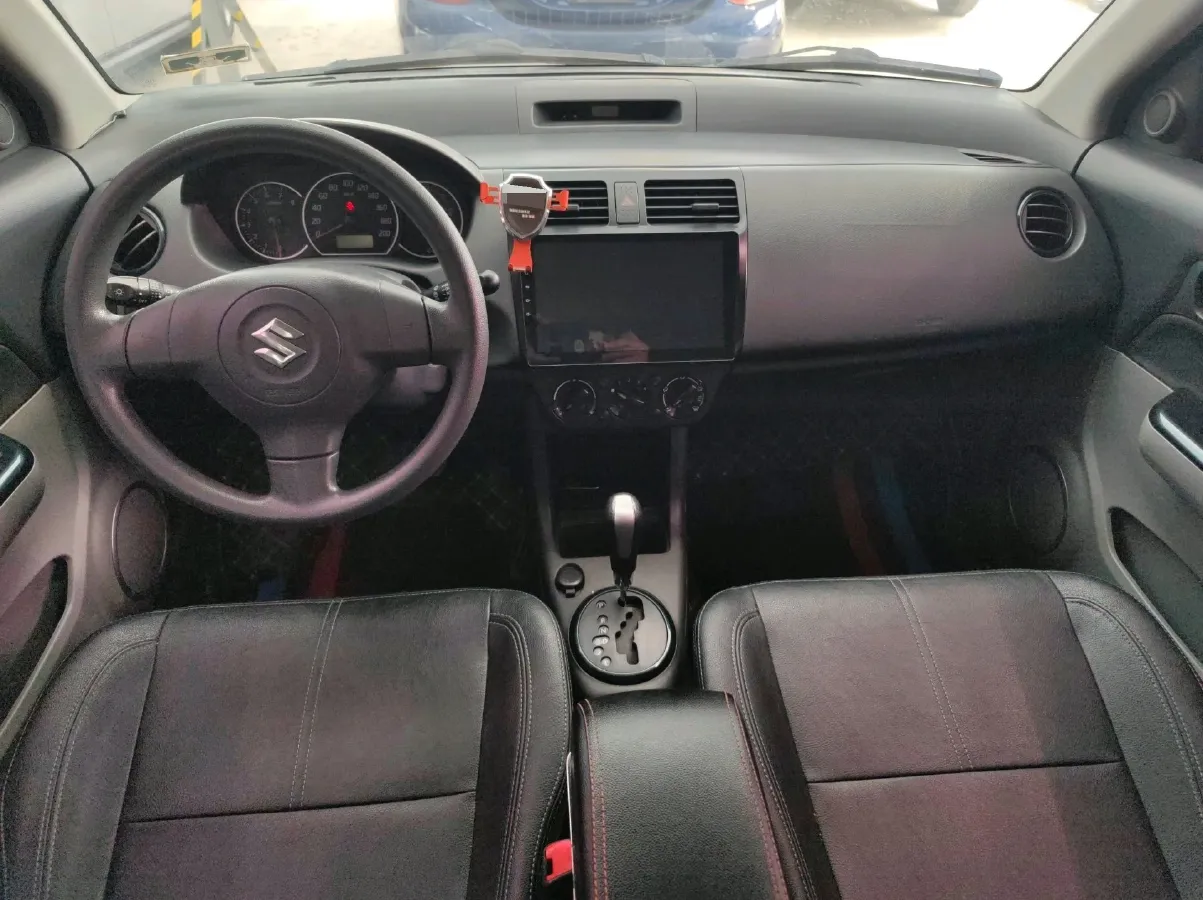2015 Suzuki Swift 1.5L 103HP L4 4AT,autocango,china used car exporter,china ev exporter,chinese used car exporter,chinese used ev exporter