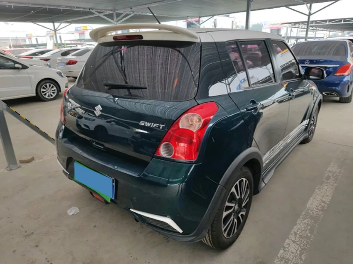 2015 Suzuki Swift 1.5L 103HP L4 4AT,autocango,china used car exporter,china ev exporter,chinese used car exporter,chinese used ev exporter