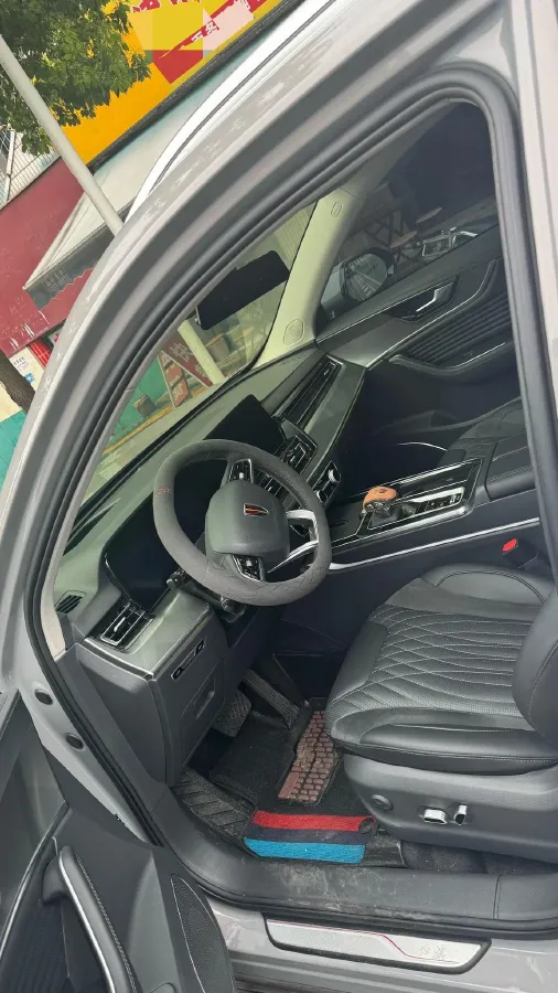 2023 HongQi HS5 2.0T 252HP L4 8AT,autocango,china used car exporter,china ev exporter,chinese used car exporter,chinese used ev exporter