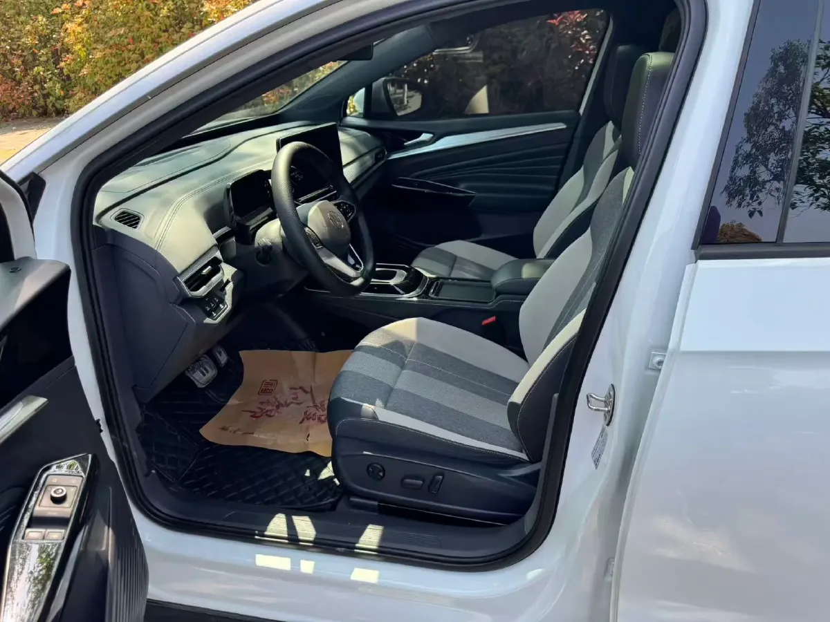 2024 Volkswagen ID.4 Crozz BEV 55.7KWH,autocango,china used car exporter,china ev exporter,chinese used car exporter,chinese used ev exporter